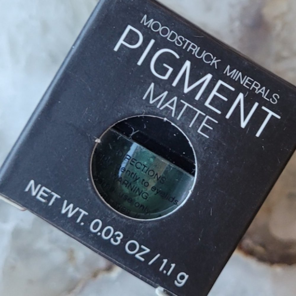 Younique Moodstruck Minerals Pigment Powder - Crushed